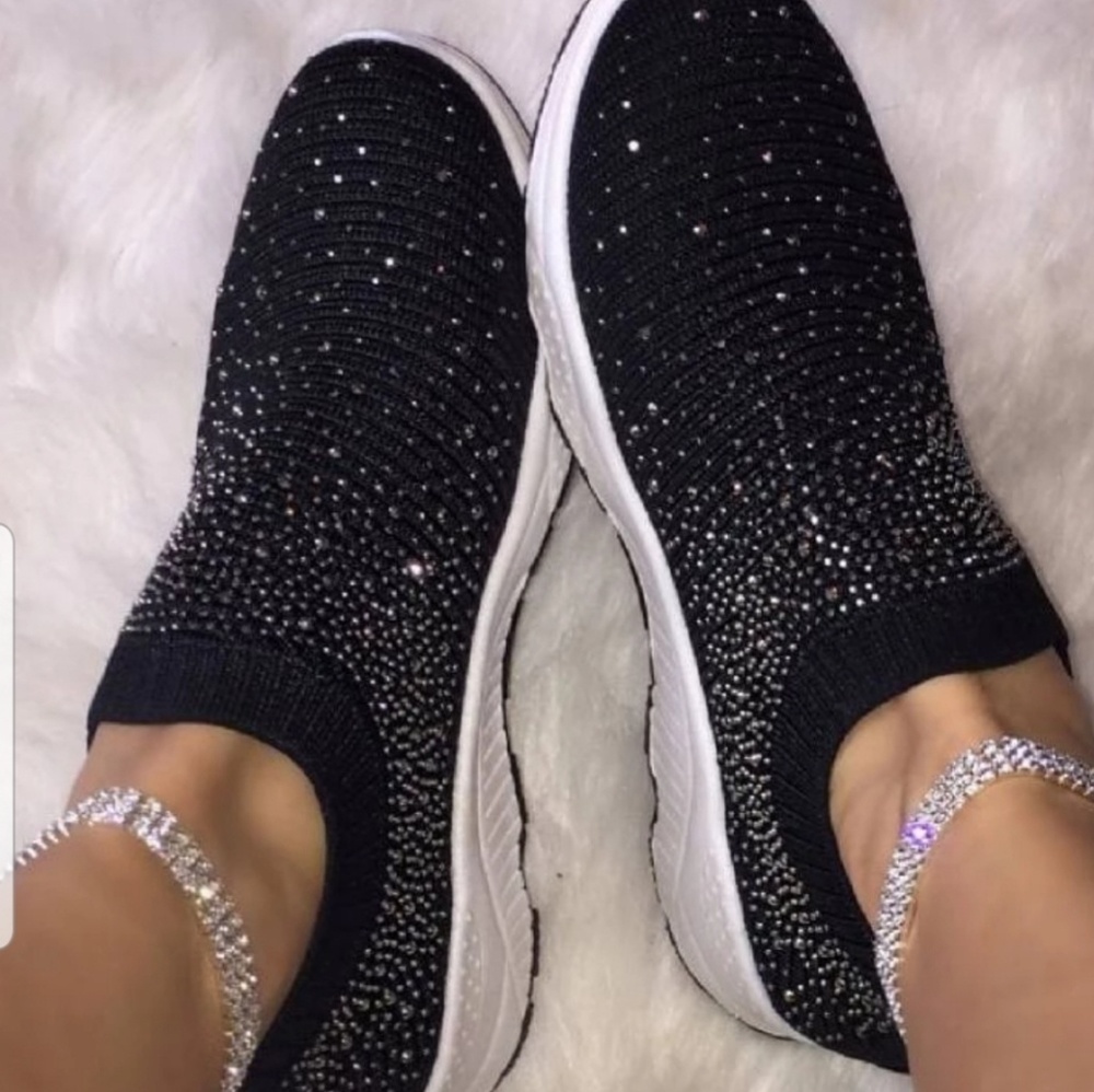 Diamond sock style sneaker
